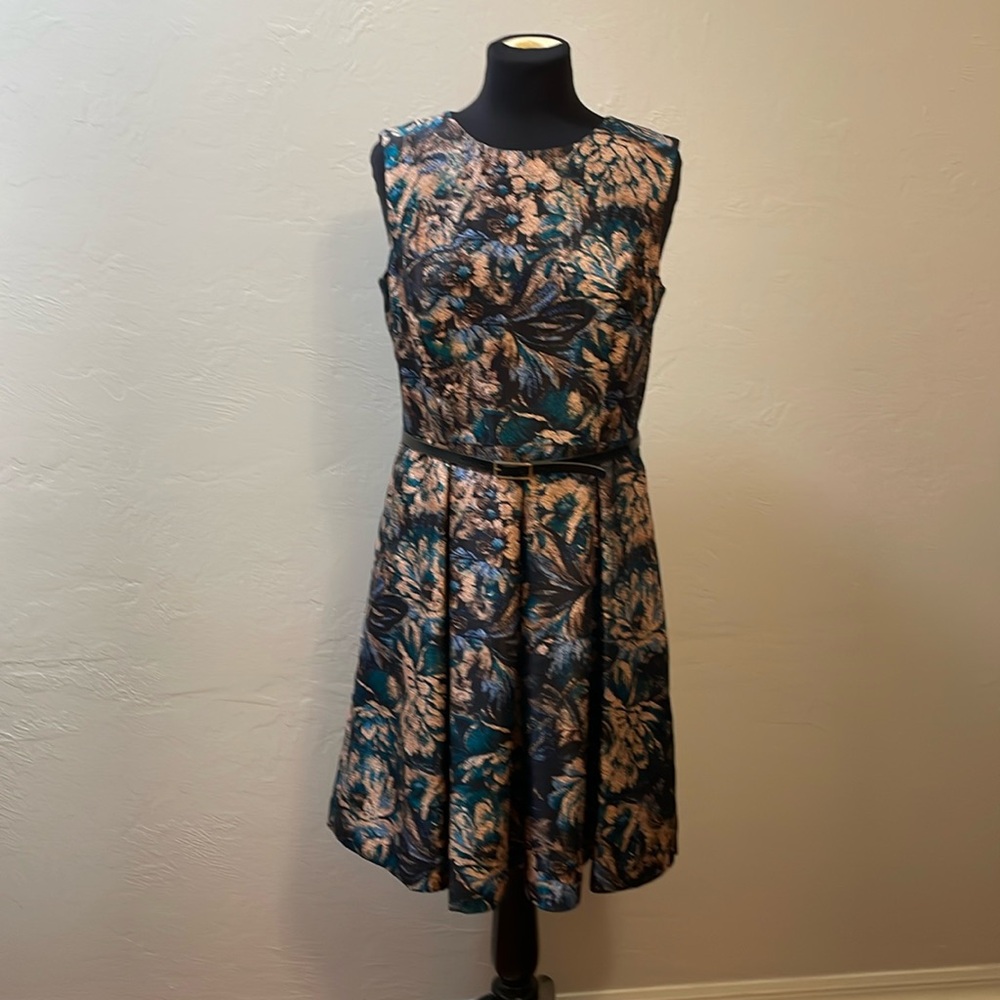 Liz  Claiborne Size 10 Career Dress